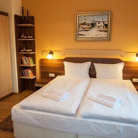 Family Hotel Balkanci Uzana Dış mekan fotoğraf