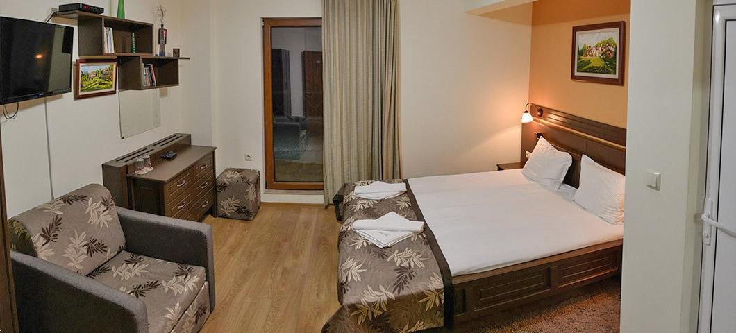 Family Hotel Balkanci Uzana Dış mekan fotoğraf
