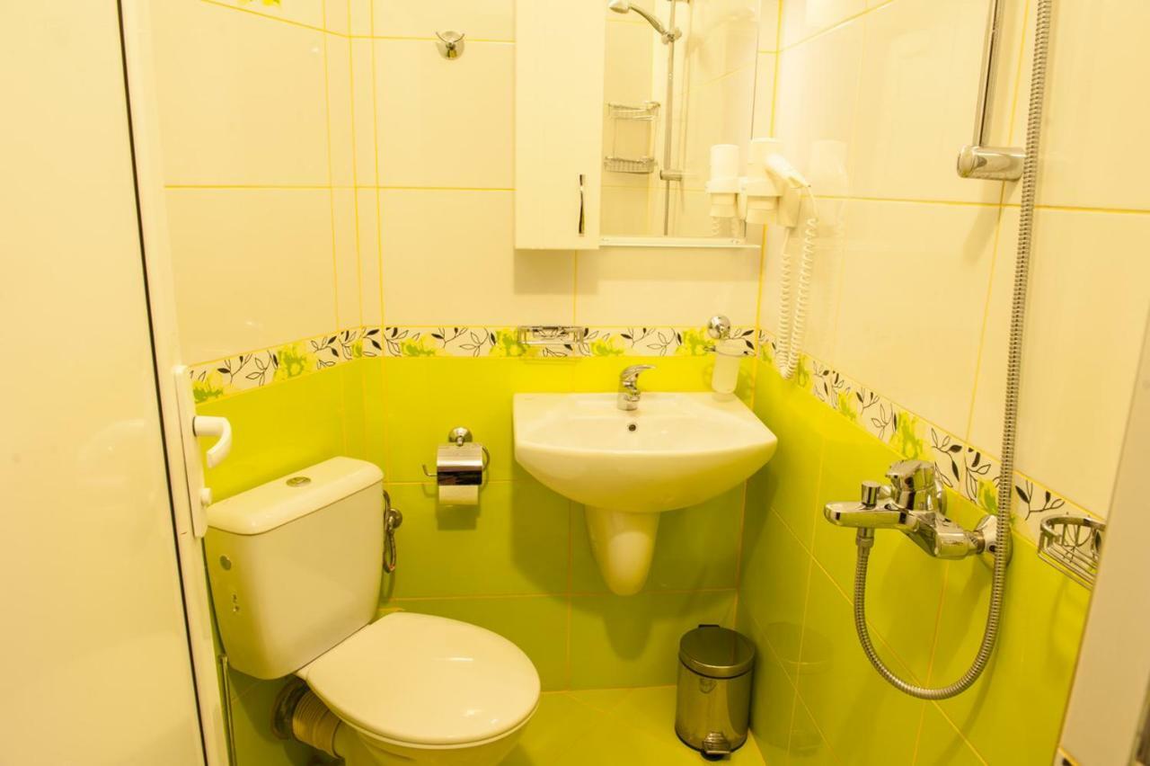 Family Hotel Balkanci Uzana Dış mekan fotoğraf
